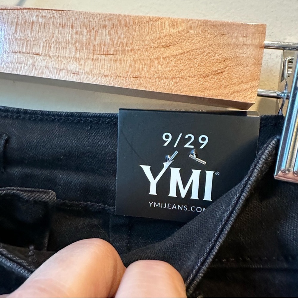 YMI Flare Fit Jeans NWT - Picture 7 of 12